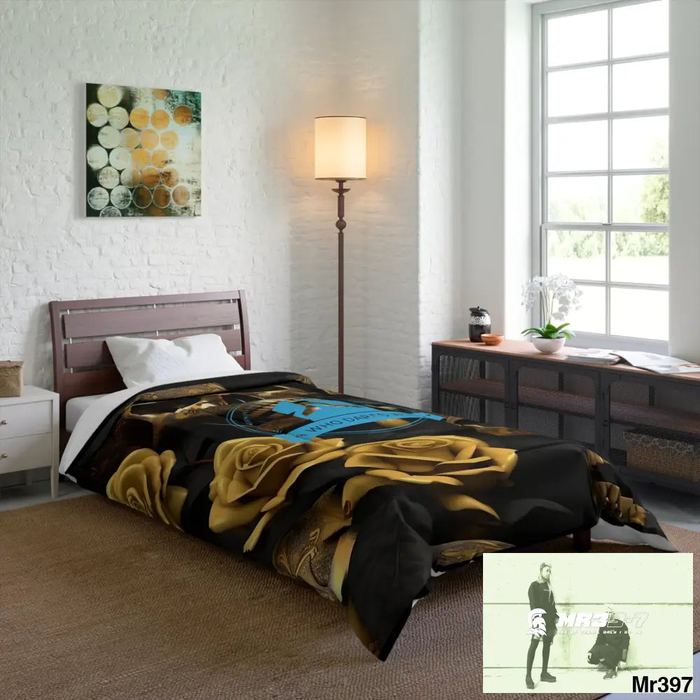 A Who dares Wins Gold Skulls & Roses Comforter Home Decor