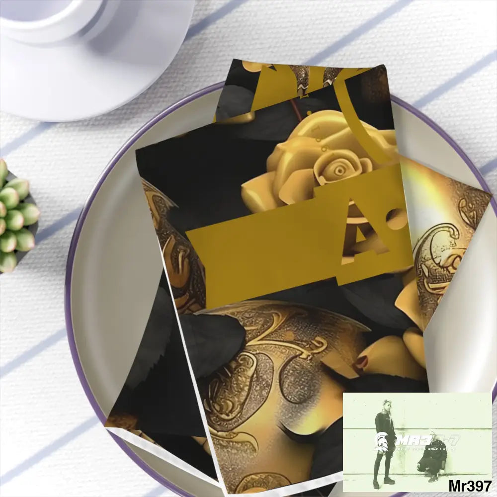 A Who Dares Wins ID RSF Gothic Skulls & Roses Napkins 4-piece set / White / 19’’ × 19’’ Accessories