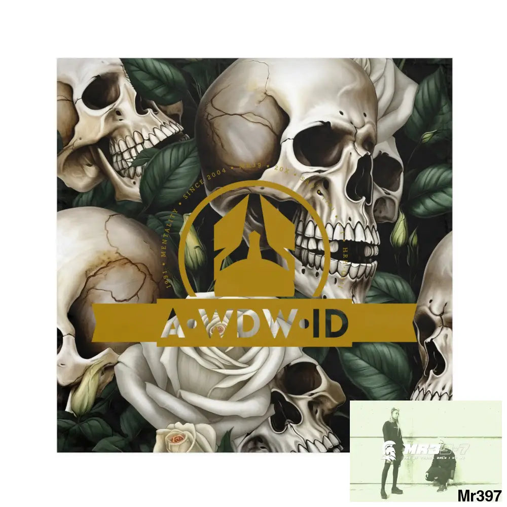 A Who Dares Wins ID RSF Gothic Skulls & Roses Napkins 4-piece set / White / 19’’ × 19’’ Accessories