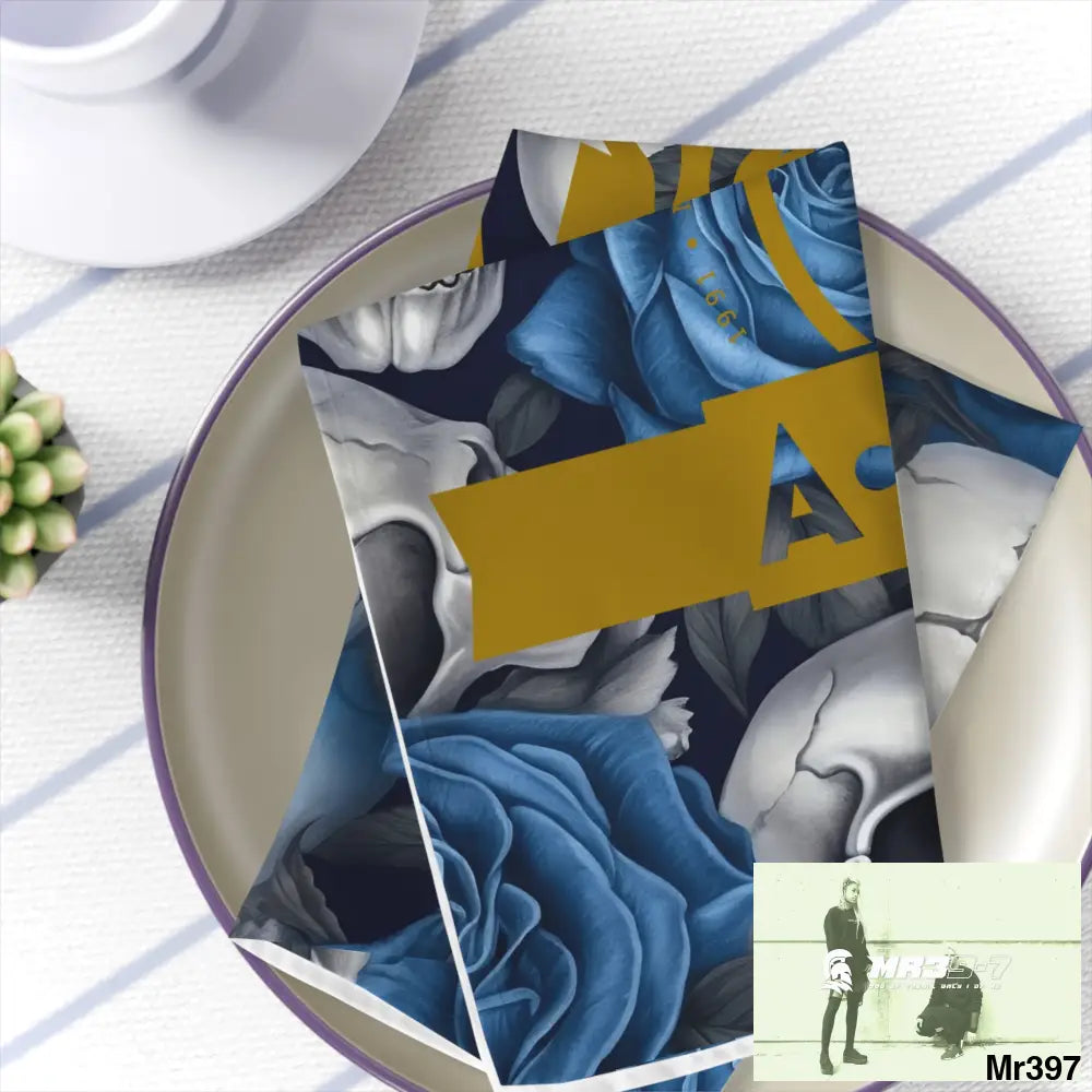 A Who Dares Wins ID RSF Gothic Skulls & Roses Napkins 4-piece set / White / 19’’ × 19’’ Accessories