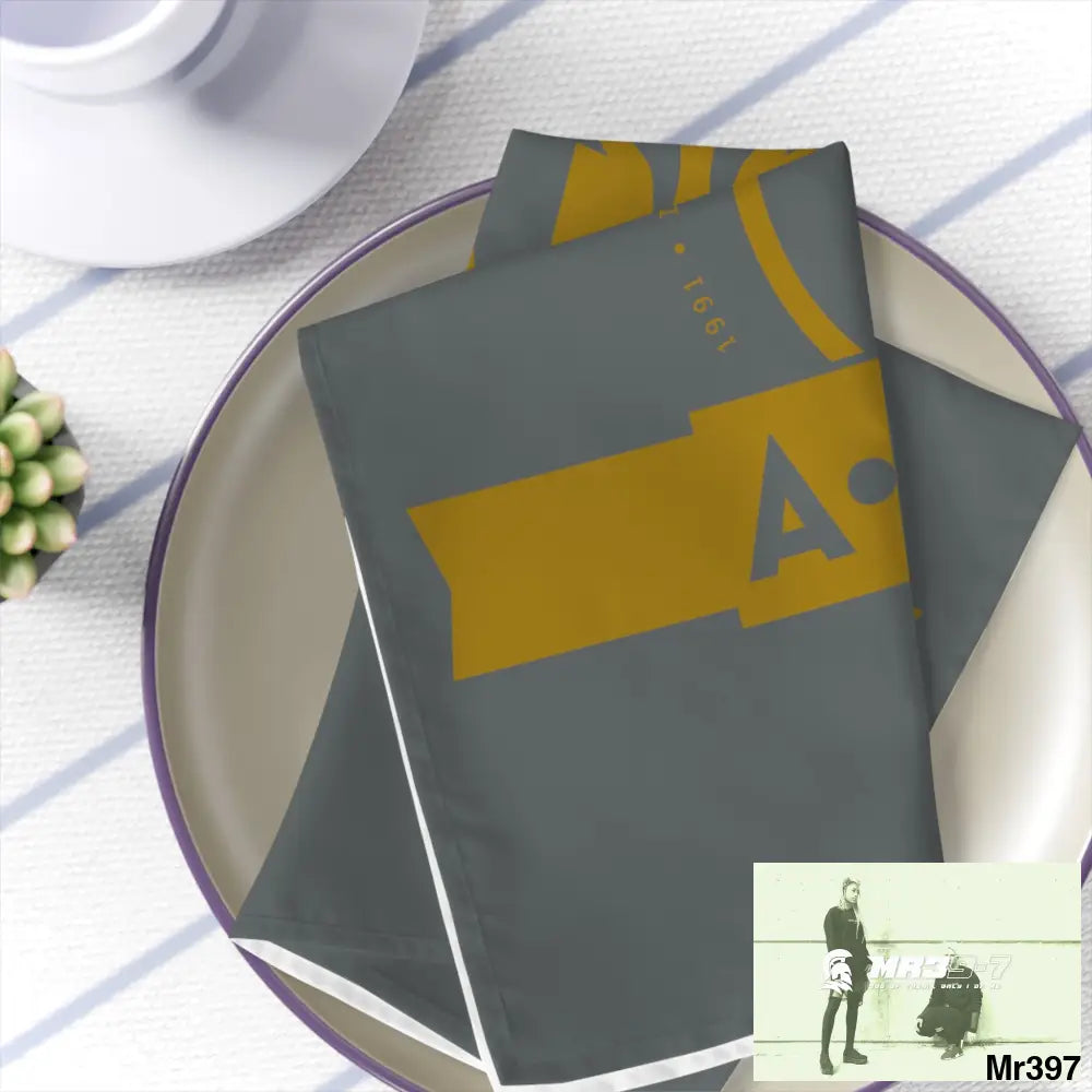 A Who Dares Wins ID RSF Napkins 4-piece set / White / 19’’ × 19’’ Accessories