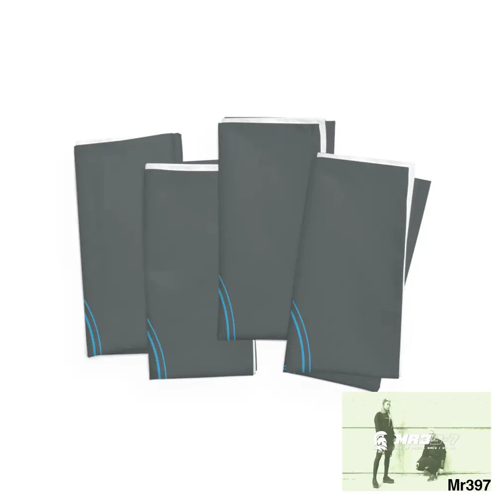 A Who Dares Wins Napkins 4-piece set / White / 19’’ × 19’’ Accessories