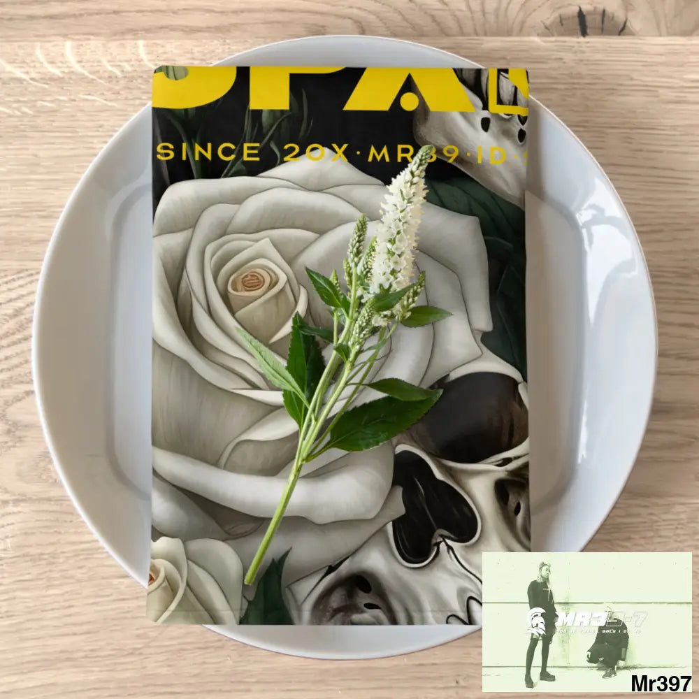 A1- Sparta Gothic Skulls & Roses Napkins 4-piece set / White / 19’’ × 19’’ Accessories