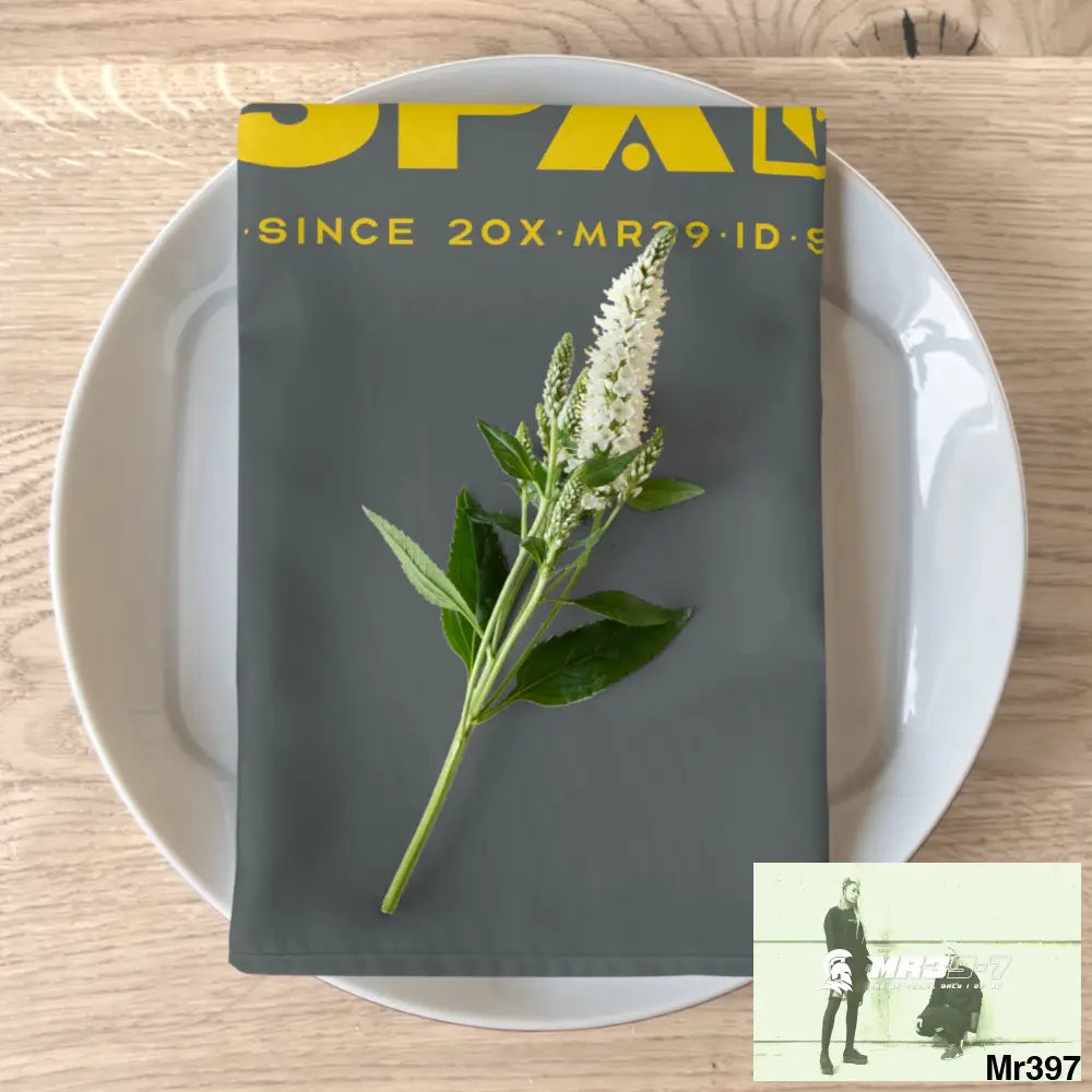 A1- Sparta Gothic Skulls & Roses Napkins 4-piece set / White / 19’’ × 19’’ Accessories