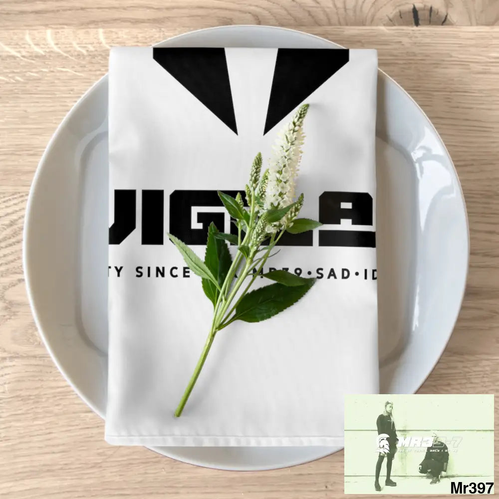 A1-Vigilante Sparta Gothic Skulls & Roses Napkins 4-piece set / White / 19’’ × 19’’ Accessories