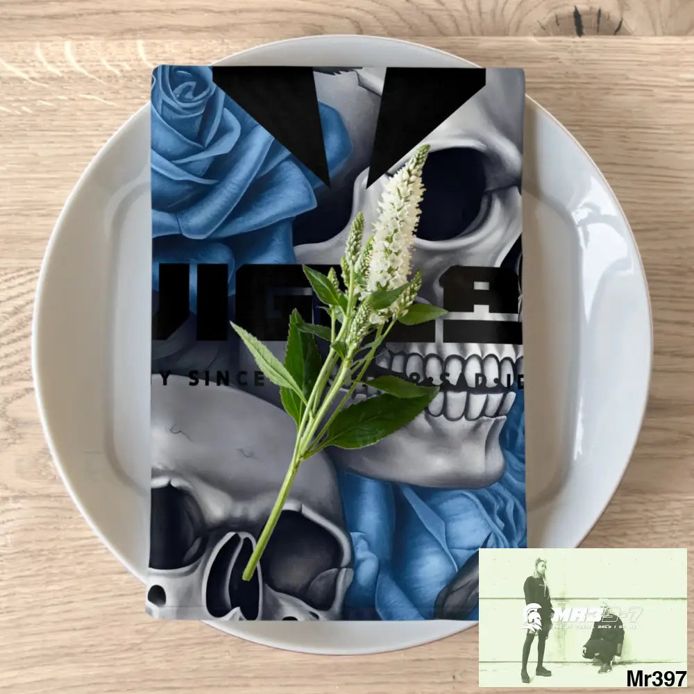 A1-Vigilante Sparta Gothic Skulls & Roses Napkins 4-piece set / White / 19’’ × 19’’ Accessories