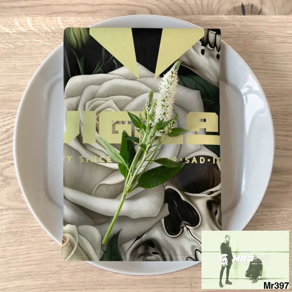 A1- Vigilante Sparta Gothic Skulls & Roses Napkins 4-piece set / White / 19’’ × 19’’ Accessories