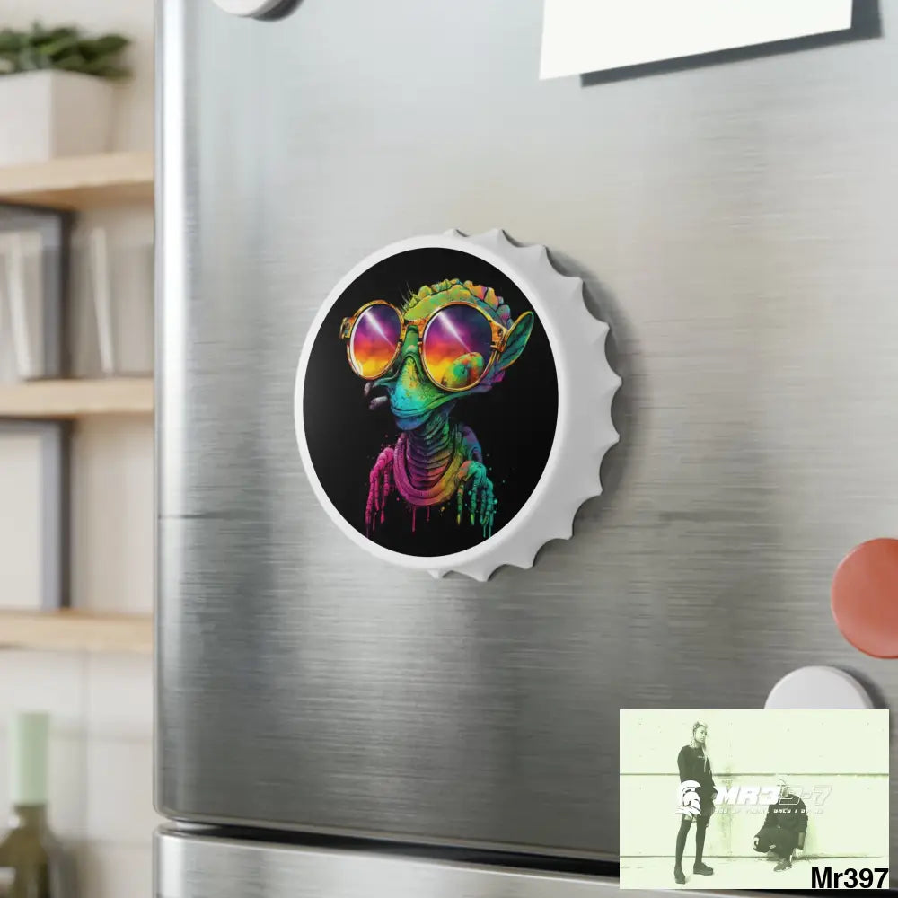 Cool Alien in sunglasses Magnetic Bottle Opener. One size / White Accessories