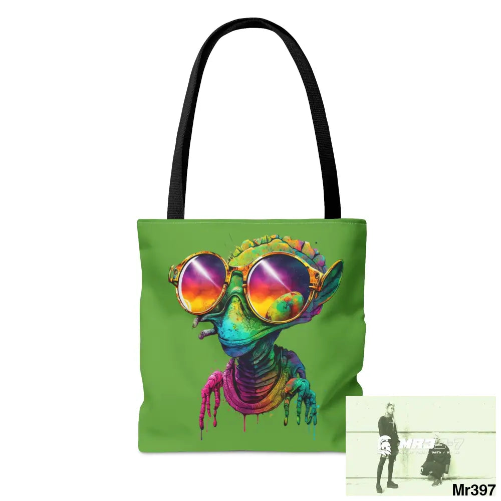Green frog & Cool alien in shades Tote Bag (AOP) Bags