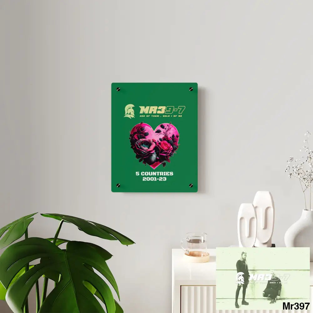 MR39-7 5 Countries 2001-23 Heart made of pink roses with black accents Acrylic Wall Art Panels Home Decor