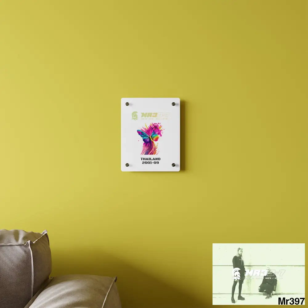 MR39-7 Thailand 2001--09 Colourful Butterfly in Mid-Flight Acrylic Wall Art Panels Home Decor