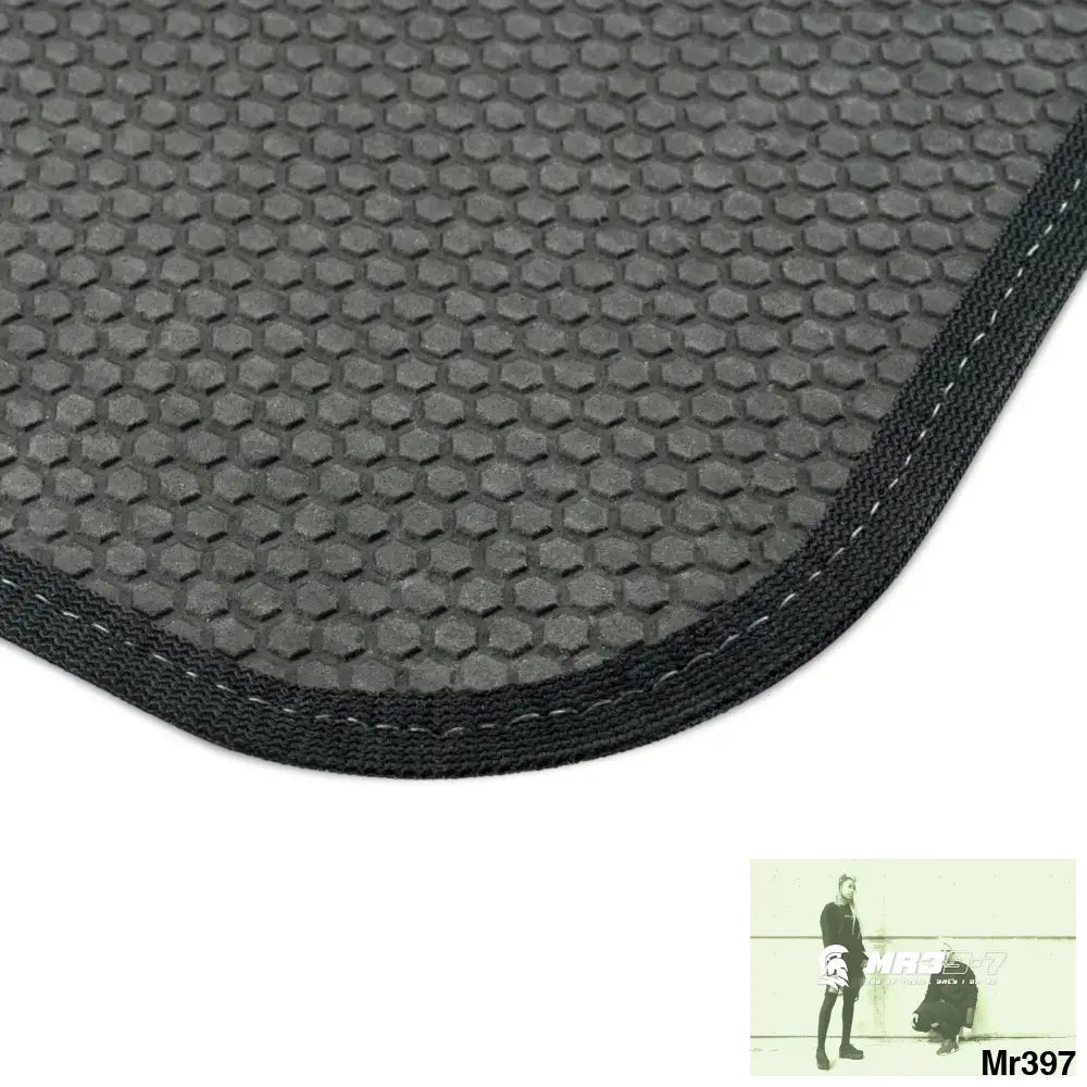 MR39 Car Mats (2x Rear) 2x Rear mats Accessories