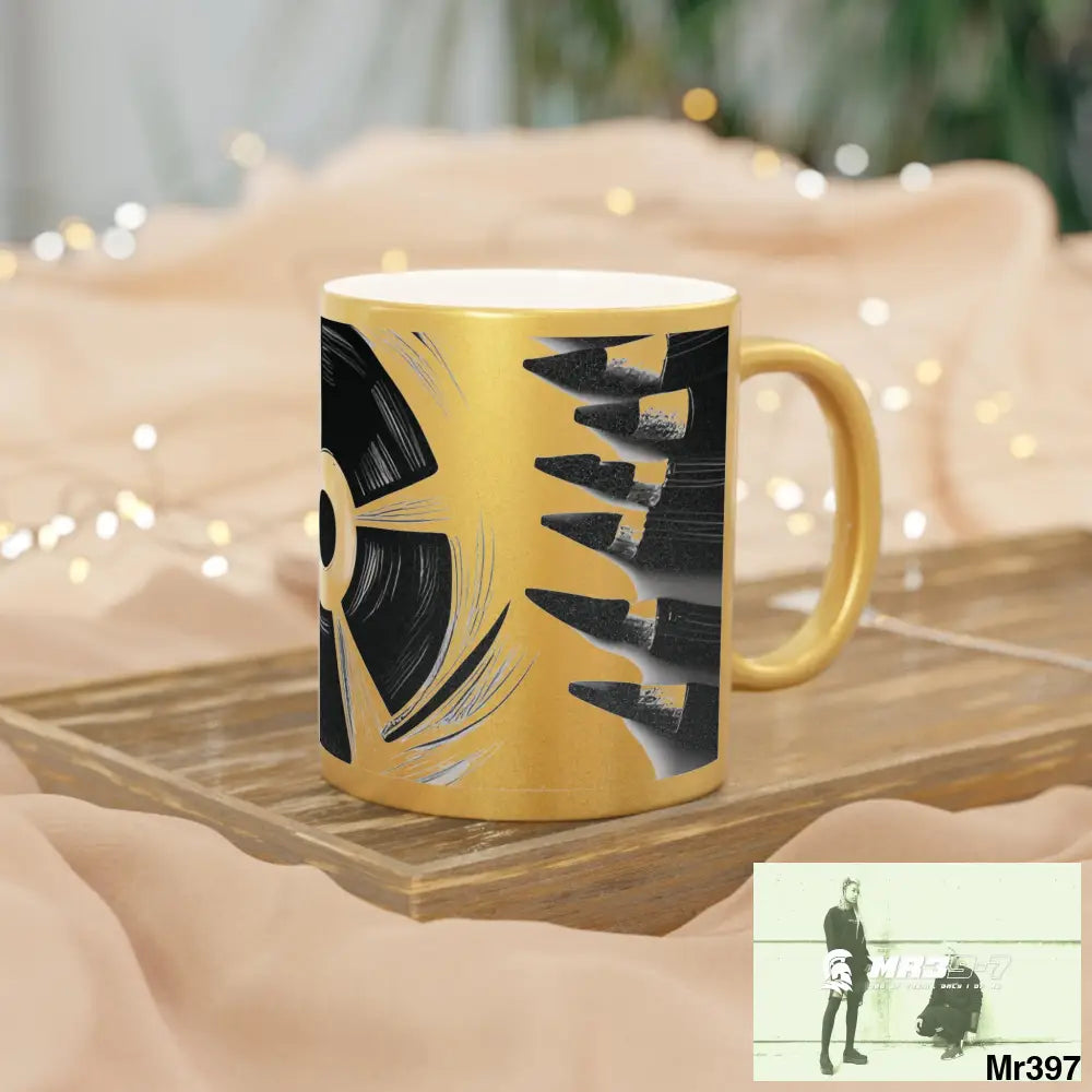 A Who Dares Wins Blast From the Past Metallic Mug (Silver\Gold) Mug