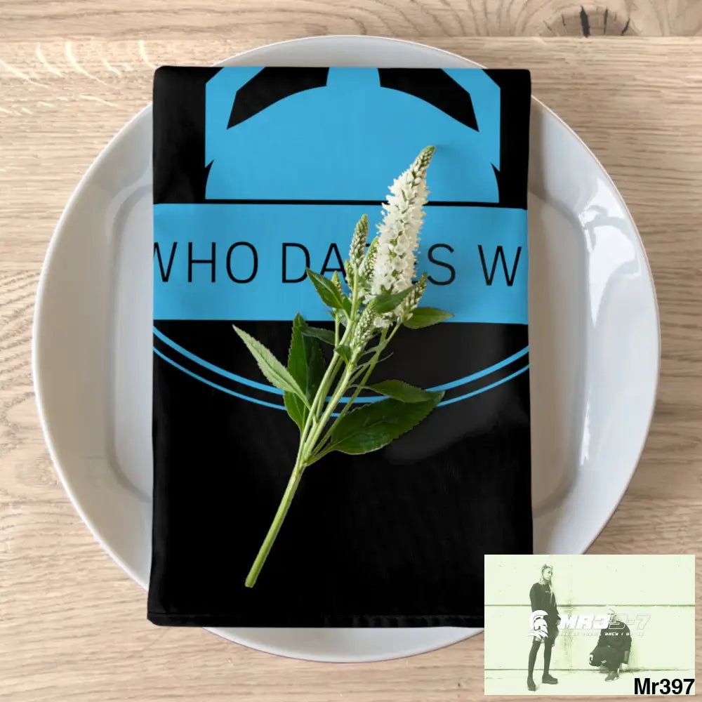 A Who Dares Wins Napkins 4-piece set / White / 19’’ × 19’’ Accessories