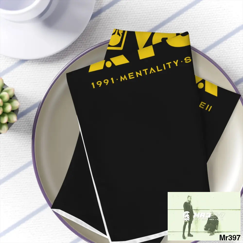 A1- Sparta Gothic Skulls & Roses Napkins 4-piece set / White / 19’’ × 19’’ Accessories