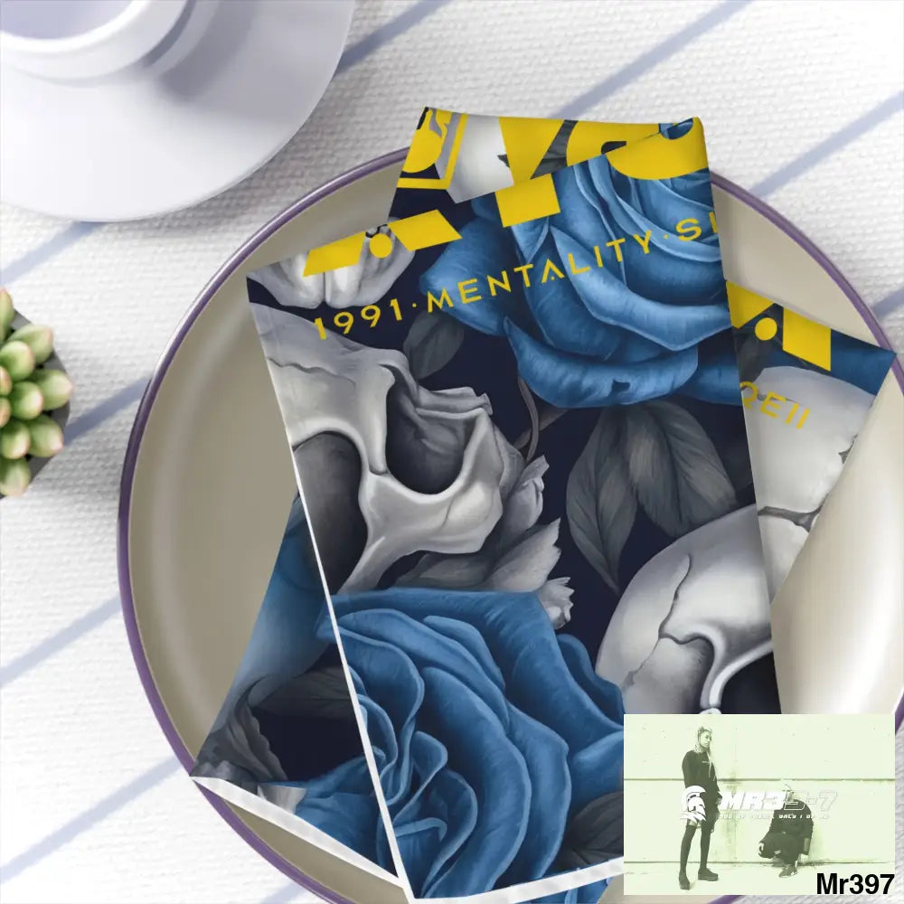 A1-Sparta Gothic Skulls & Roses Napkins 4-piece set / White / 19’’ × 19’’ Accessories