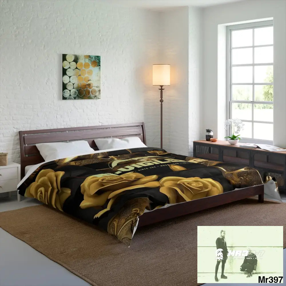 A1-Vigilante Gold Skulls & Roses Comforter Home Decor