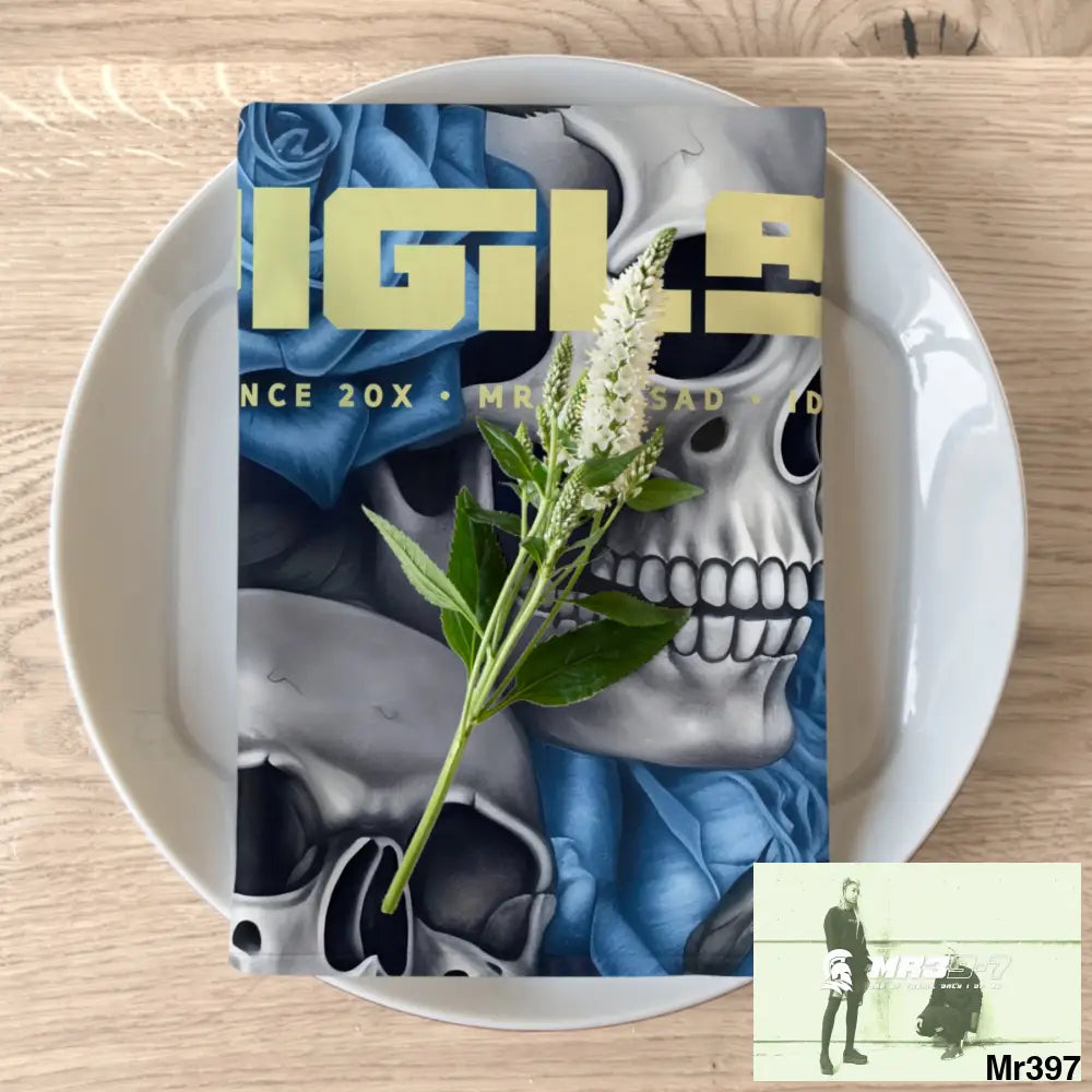 A1-Vigilante Gothic Skulls & Roses Napkins 4-piece set / White / 19’’ × 19’’ Accessories