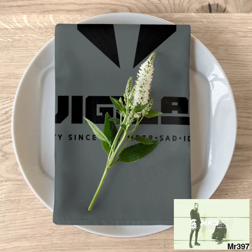 A1-Vigilante Sparta Gothic Skulls & Roses Napkins 4-piece set / White / 19’’ × 19’’ Accessories