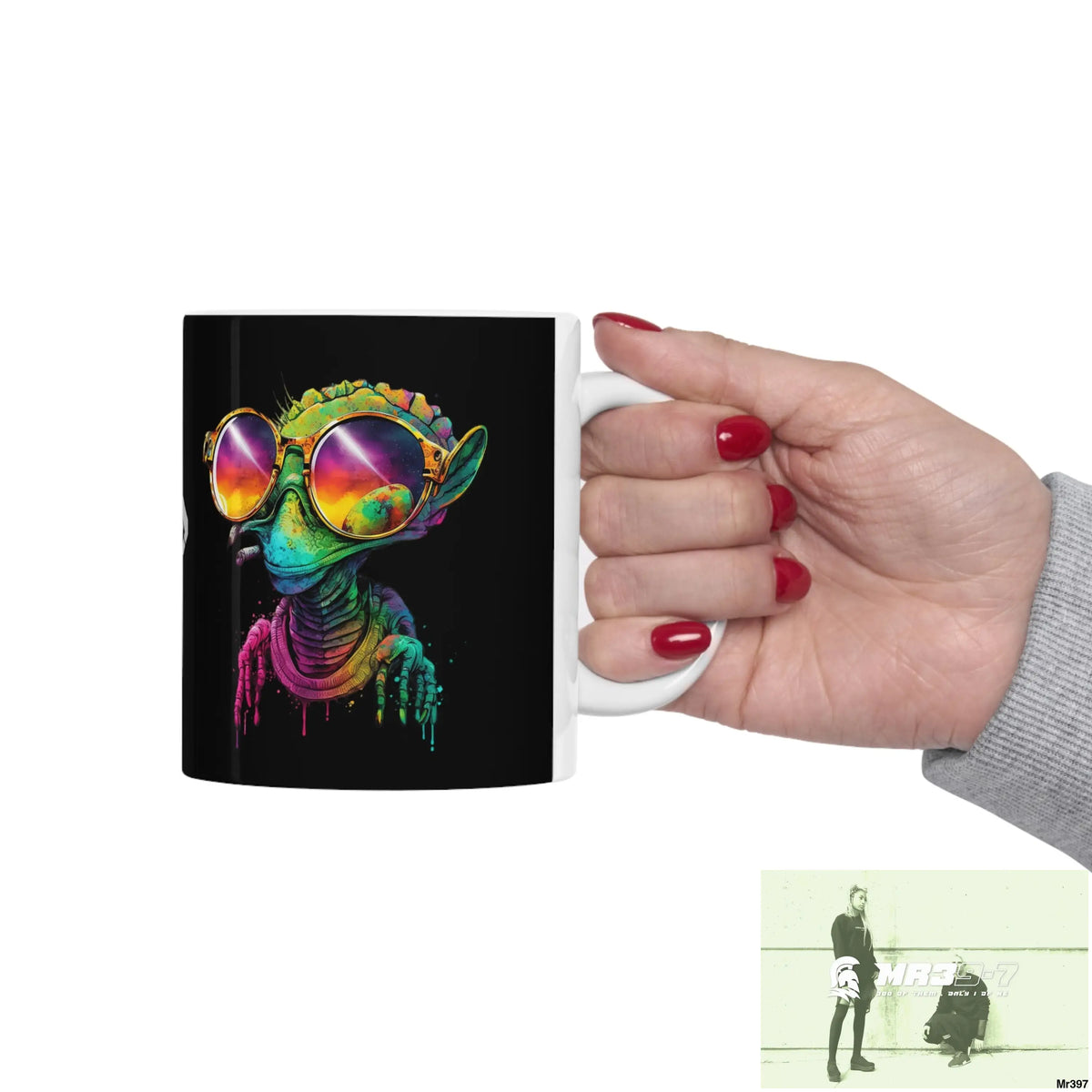 Alien in cool sunglasses Ceramic Mug 11oz 11oz Mug