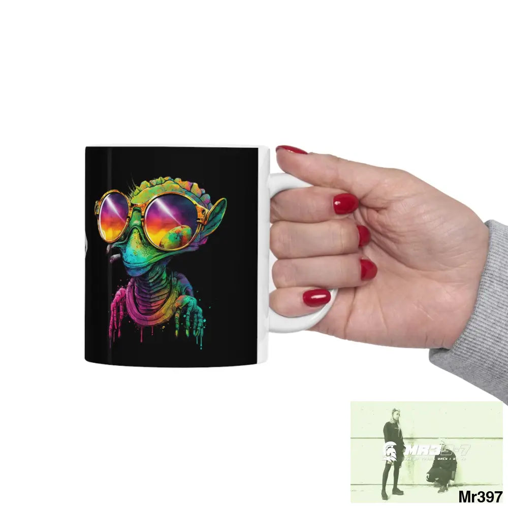 Alien in cool sunglasses Ceramic Mug 11oz 11oz Mug