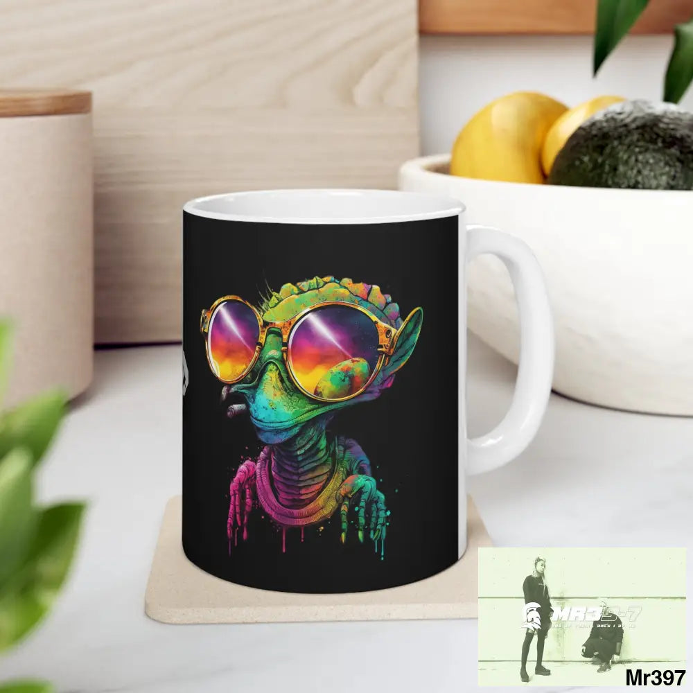 Alien in cool sunglasses Ceramic Mug 11oz 11oz Mug