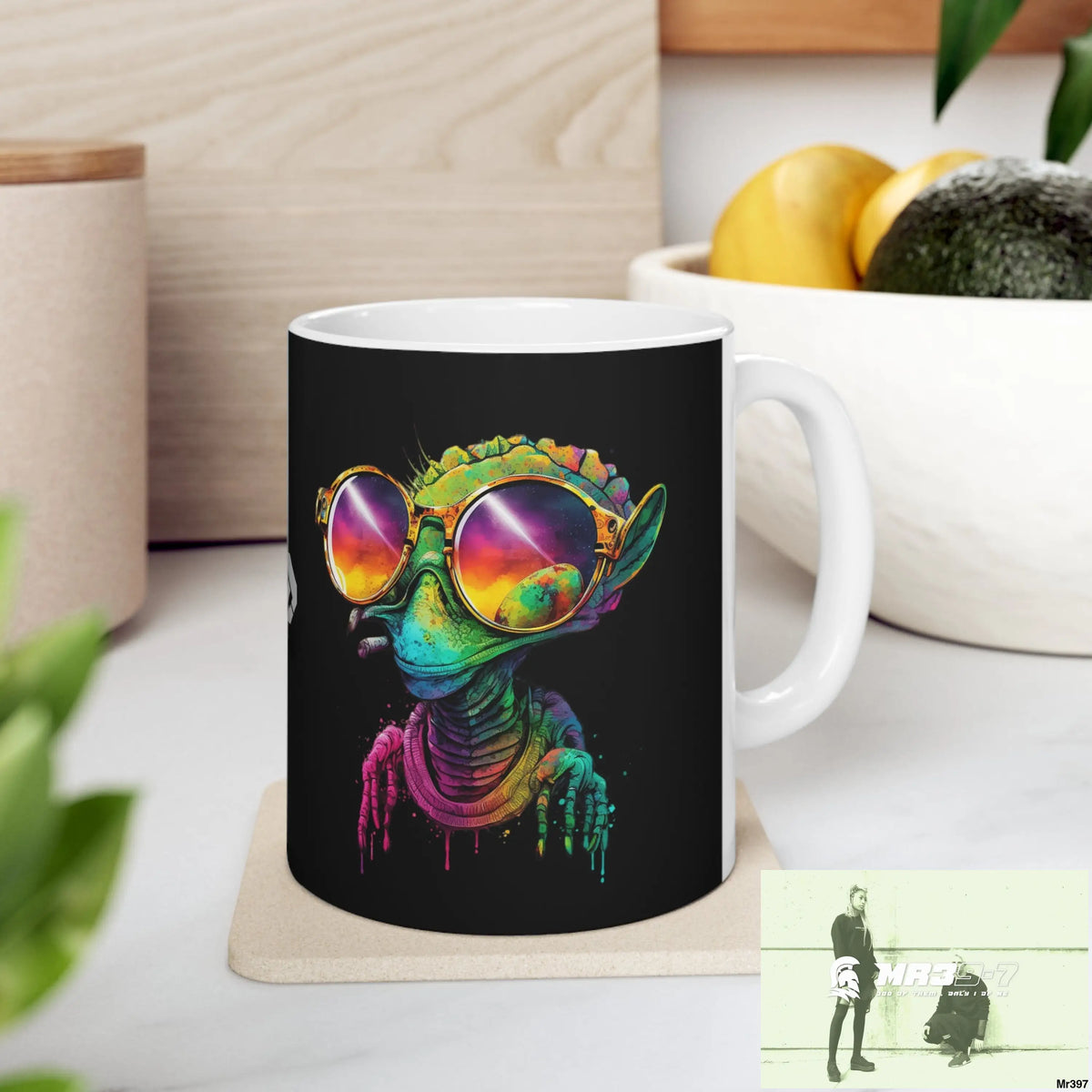 Alien in cool sunglasses Ceramic Mug 11oz 11oz Mug