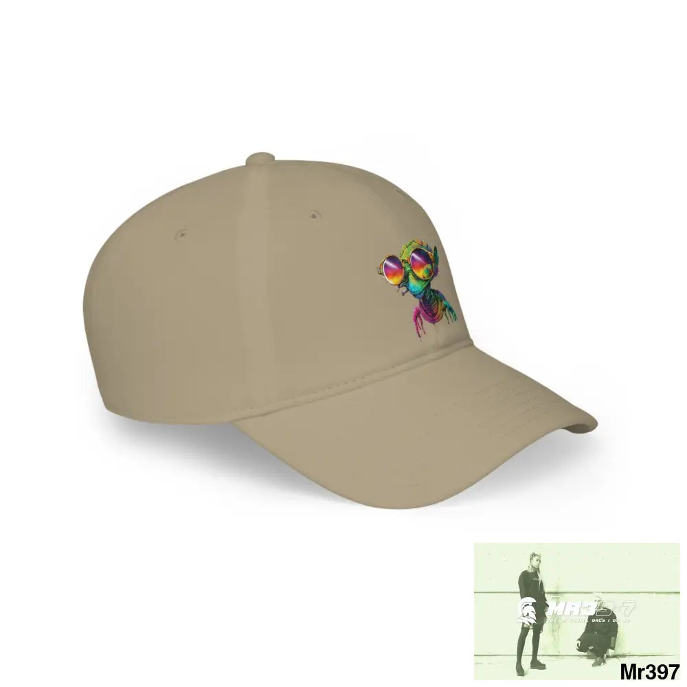 Alien in cool sunglasses Low Profile Baseball Hats