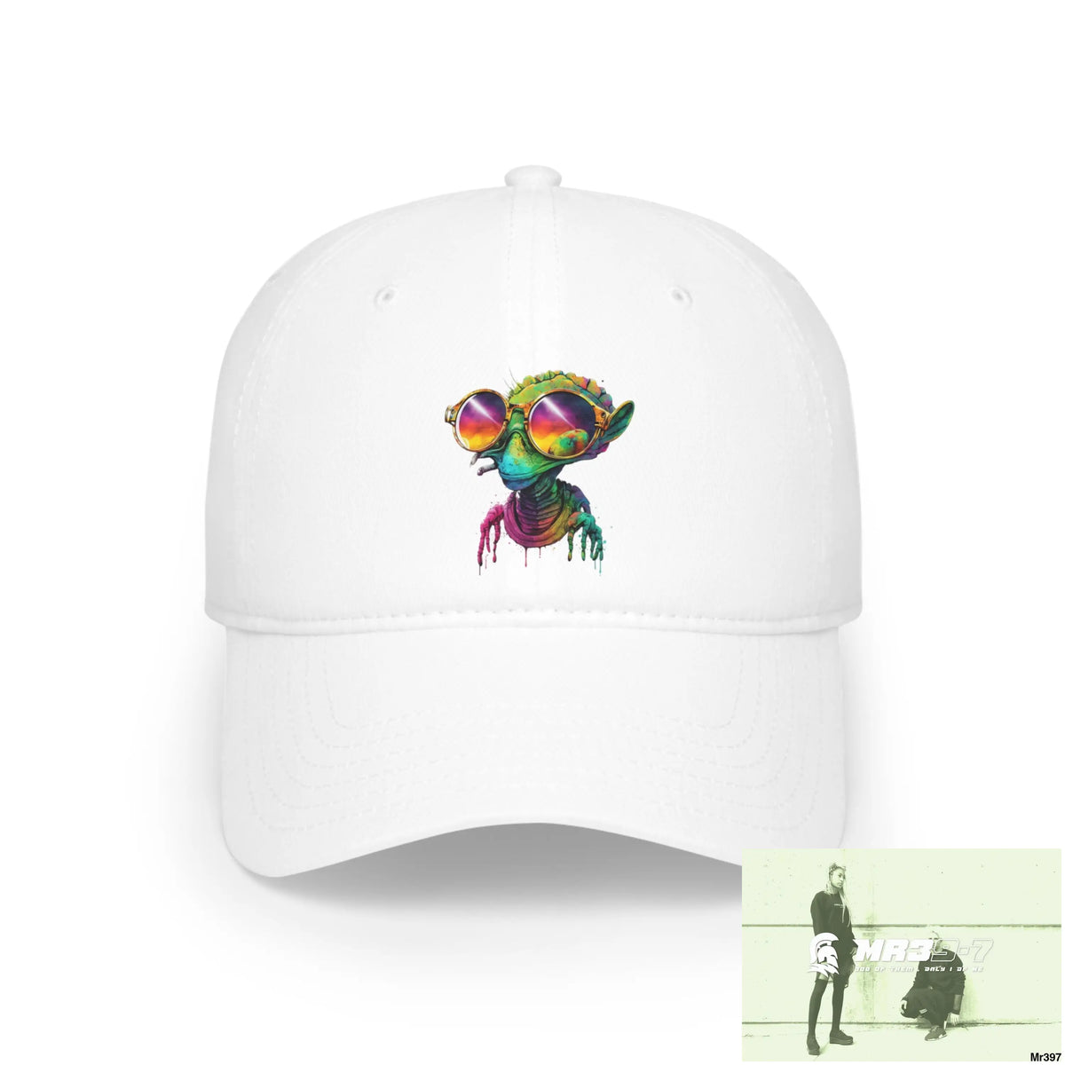 Alien in cool sunglasses Low Profile Baseball White / One size Hats
