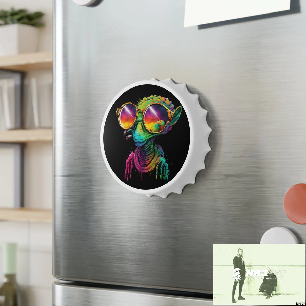 Cool Alien in sunglasses Magnetic Bottle Opener. One size / White Accessories