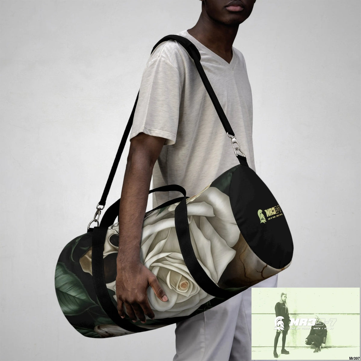MR39-7 Gothic Skulls & Roses Duffel Bag Bags